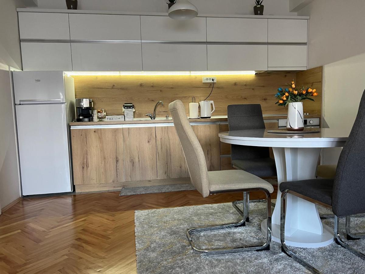 Modern Reality Apartman Kumanovo Kültér fotó